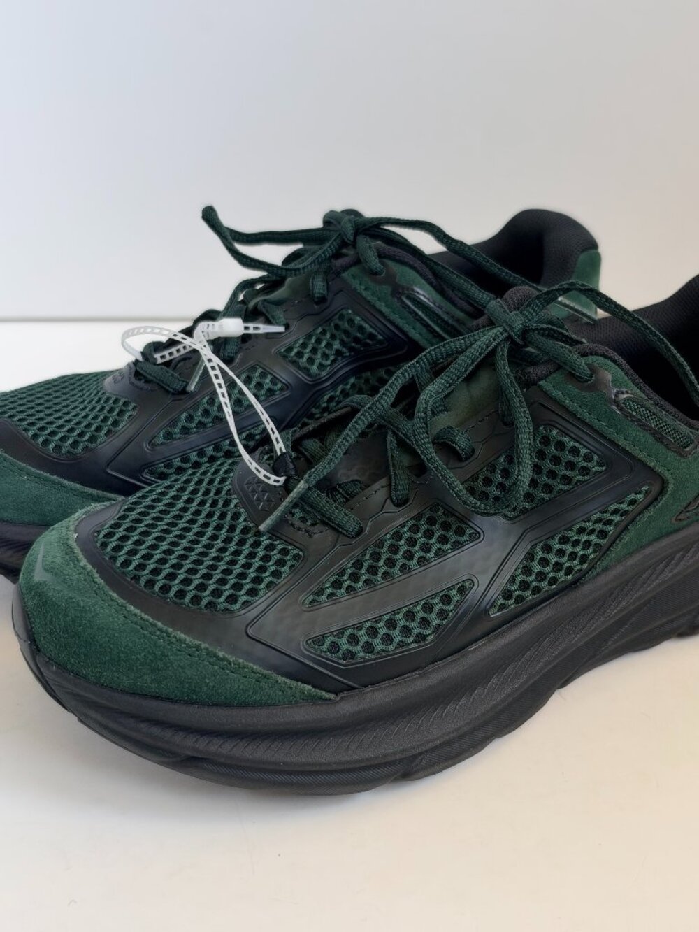Hoka One One Clifton One9S Green Black Suede Mesh Sneakers Womens 10.5 Mens 9.5